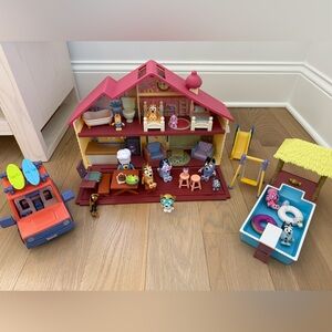 Bluey house playset